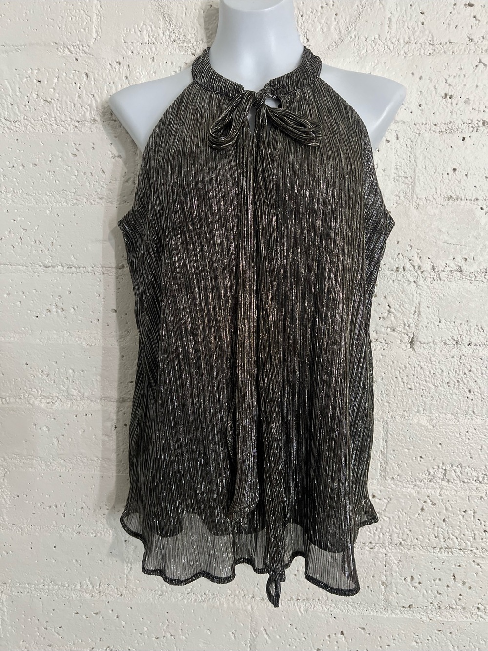 Worthington Halter Top L Gold Lined Sleeveless Tie Neck Holiday Party Evening